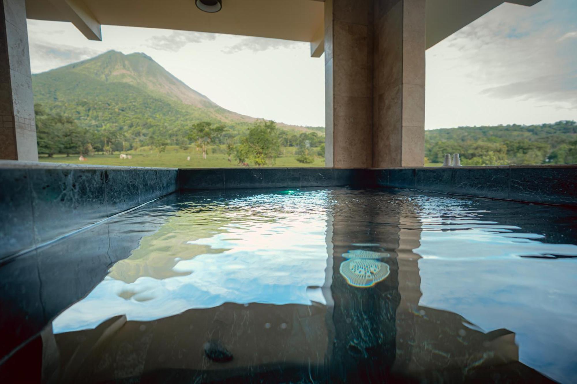 Paradise Hot Springs La Fortuna Exterior photo